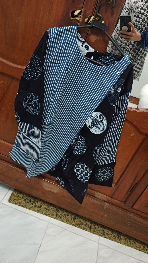 Batik Wanita Kekinian Blouse Batik Brokat Batik Kombinasi Murah Terbaru