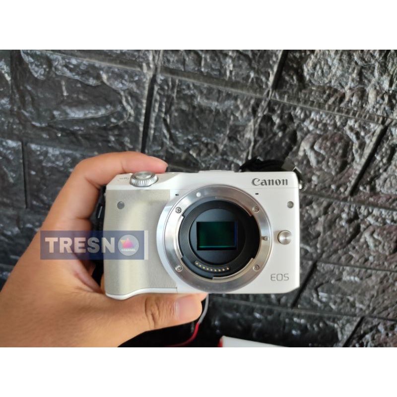 EOS M3 likenew second | tag eos m50 m5 m6 m100 m200 700d 750d 6d