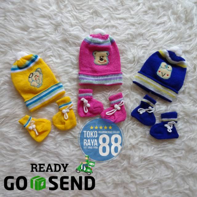 Set Topi Kupluk + Sepatu Rajut Bayi Newborn 0 - 3 Bulan Merek Saffenda