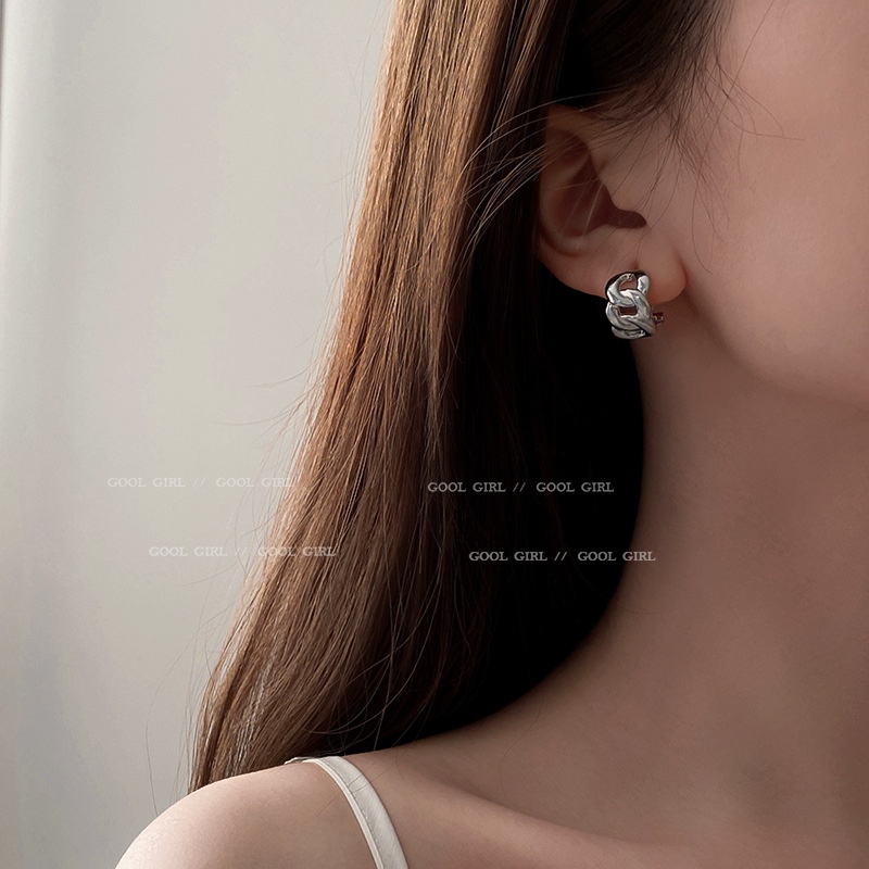 New Design Twist Alloy Ear Studs Earrings Jewelry Accessory for Lovely Girls