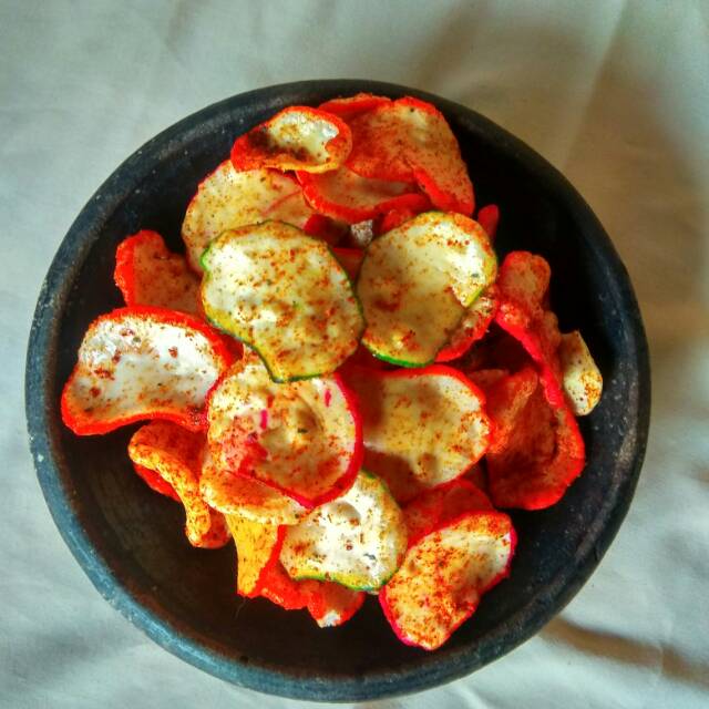 

KERUPUK SEBLAK PEDAS NAMPOL 200gr