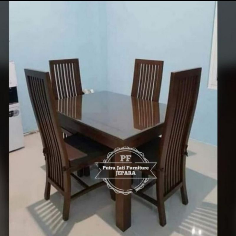 Meja makan minimalis kursi 4 + kaca bahan kayu jati