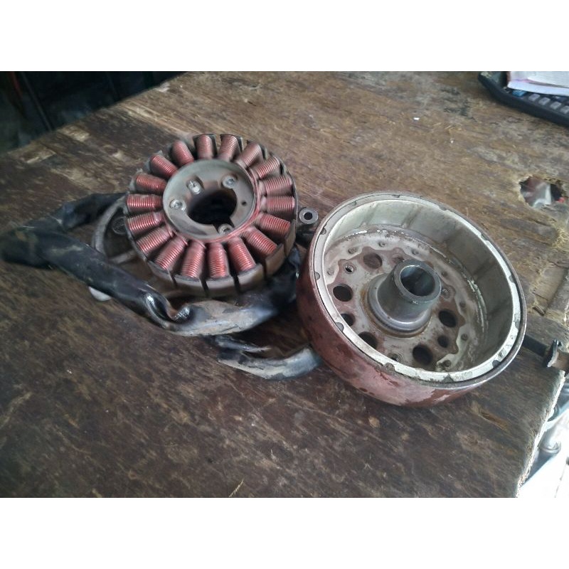 Spull Magnet Stator Comp Spol Assy ACG Stater Vario 125 LED Original