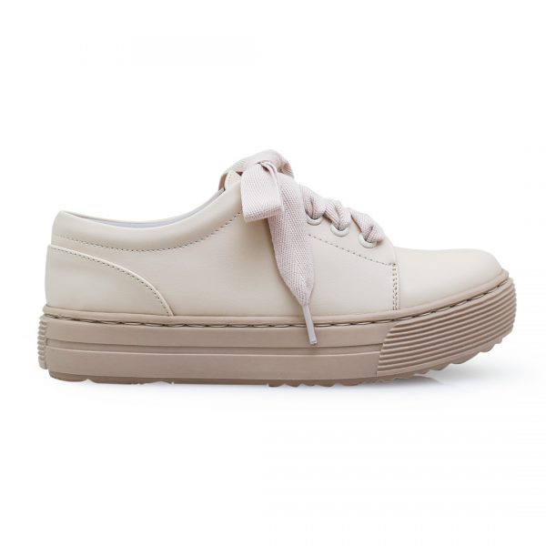 KHK by Khakikakiku Karen Cream Sneakers