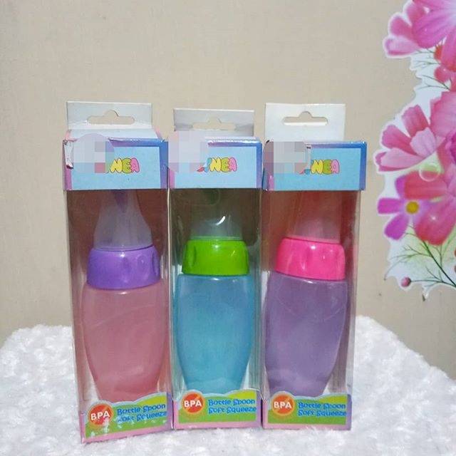 Botol dot silicon / botol makan bayi Lynea