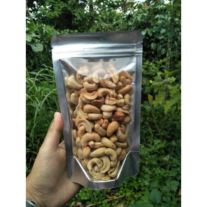 

kacang mede / kacang mete purwantoro wonogiri kemasan ekonomis