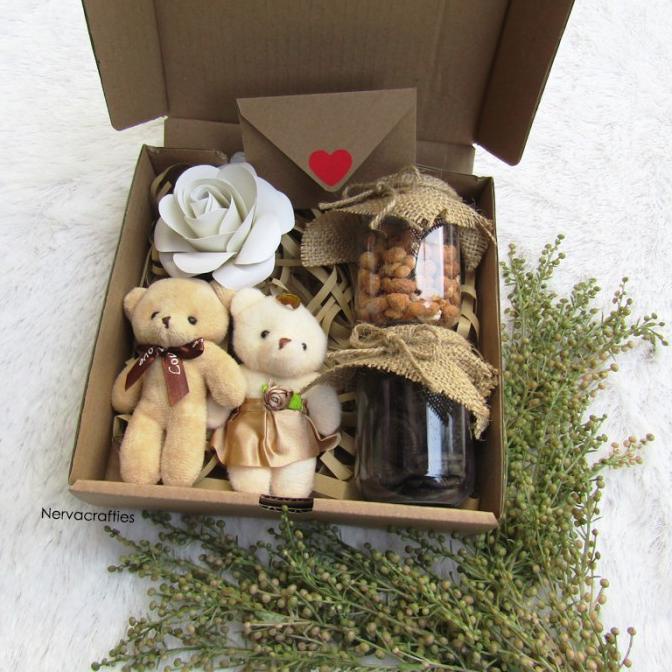 

Sale!!! Kado Hadiah Hampers Gift Box Wisuda Ultah Anniversary Sidang B.Couple - Paling Diminati