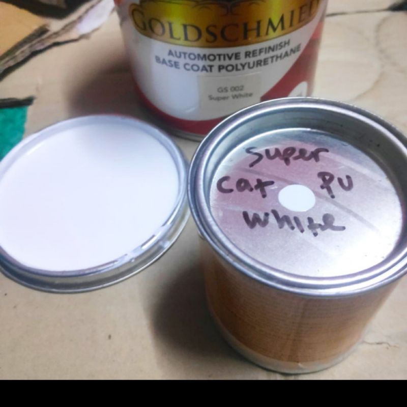 Cat Putih Avanza/Zenia/ toyota w09 pu