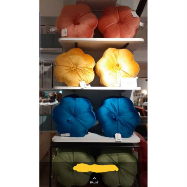 Bantal sofa flower informa