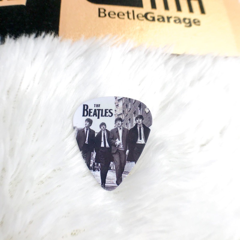 Ready Pick Gitar The Beatles Band Vintage Retro Jadul Pik Guitar Band Beatlemania John Lennon