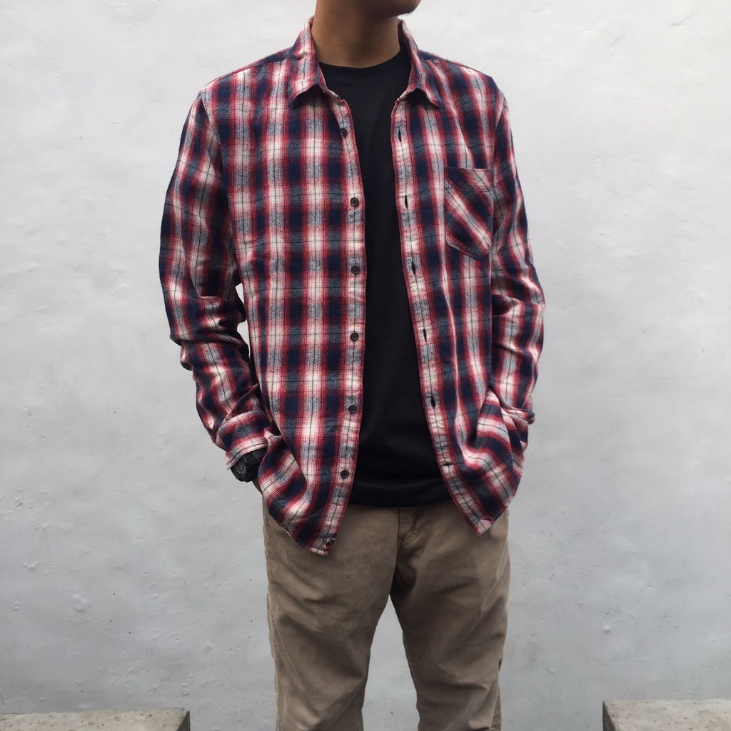 Kemeja flanel second Gap
