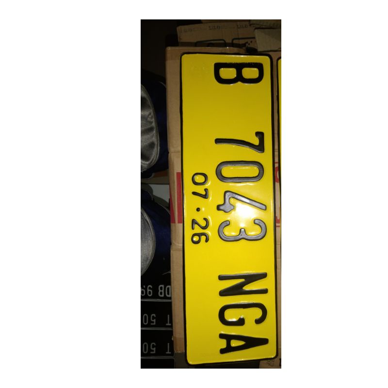 plat mobil 1pcs kuning Logo korlantas timbul,bertuliskan korlantas