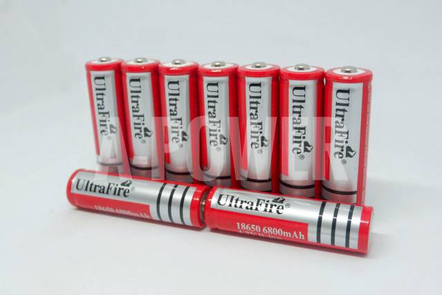 Ultra Fire - Baterai Isi Ulang 3.7V