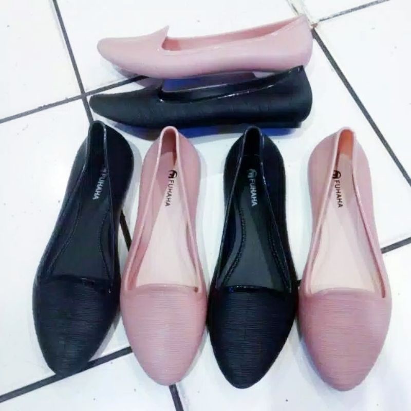 COD-Sepatu Karet flat shoes wanita 36/40 hitam