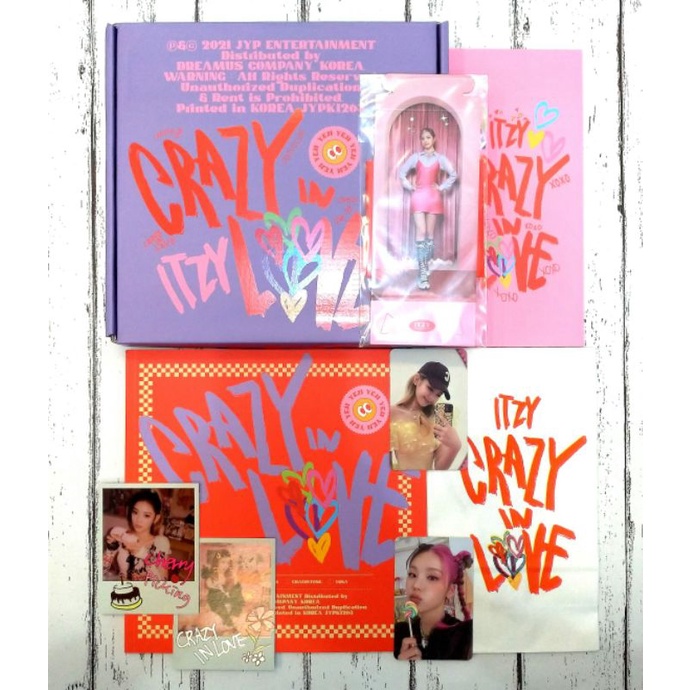 ITZY Crazy in Love Yeji ver. Album Unsealed Fullset