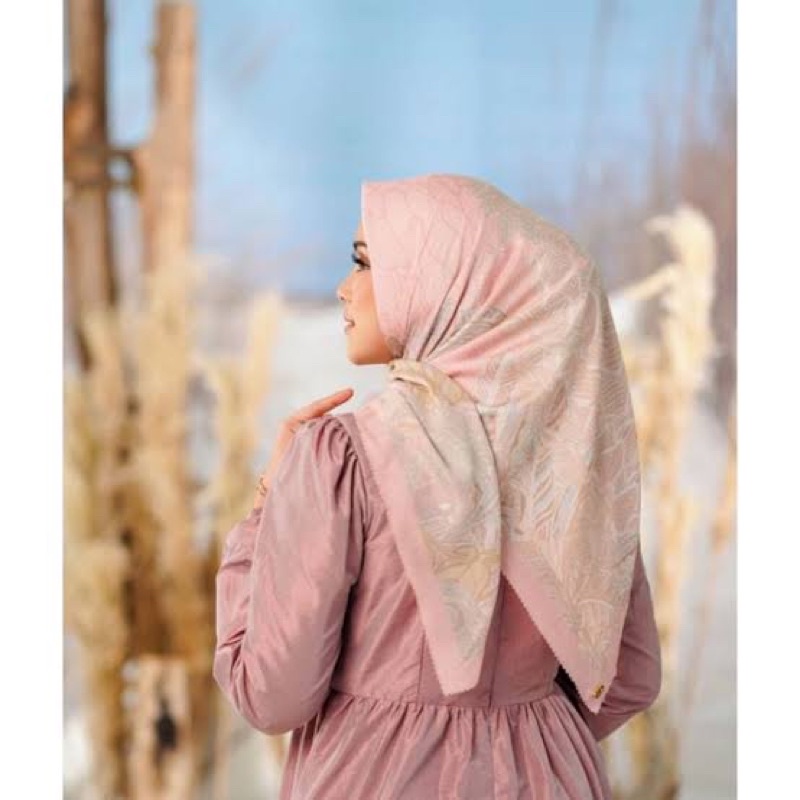 Buttonscarves x Vone Nusantara Series Savanna Preloved