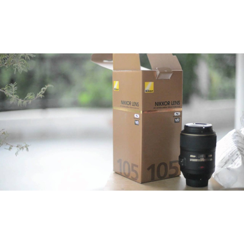 Lensa Nikkor Nikon 105mm