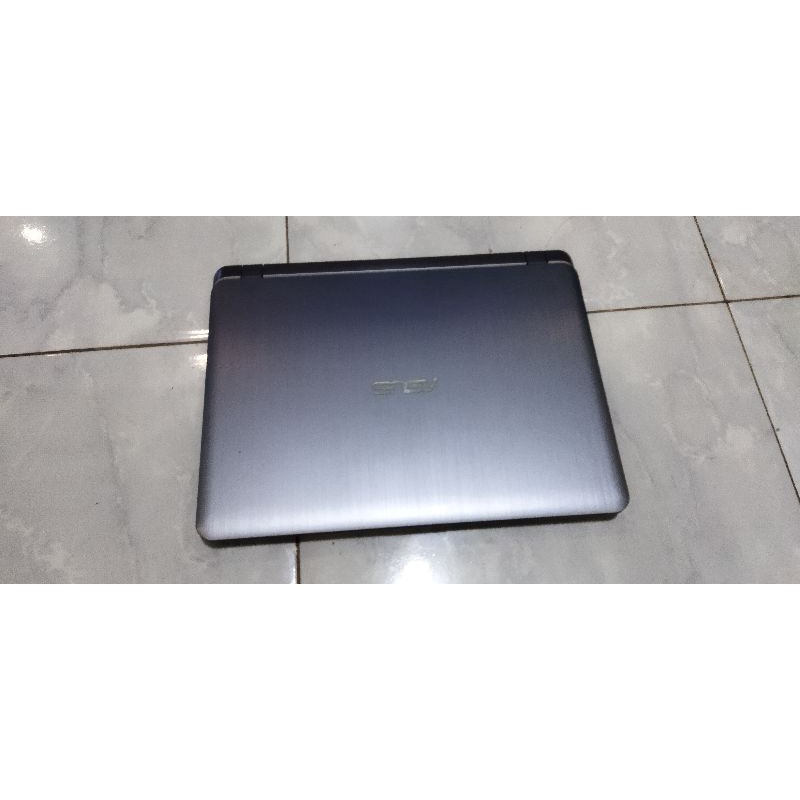 Laptop Asus A407M matot second bekas LCd Original cabutan 14 inch 30 pin