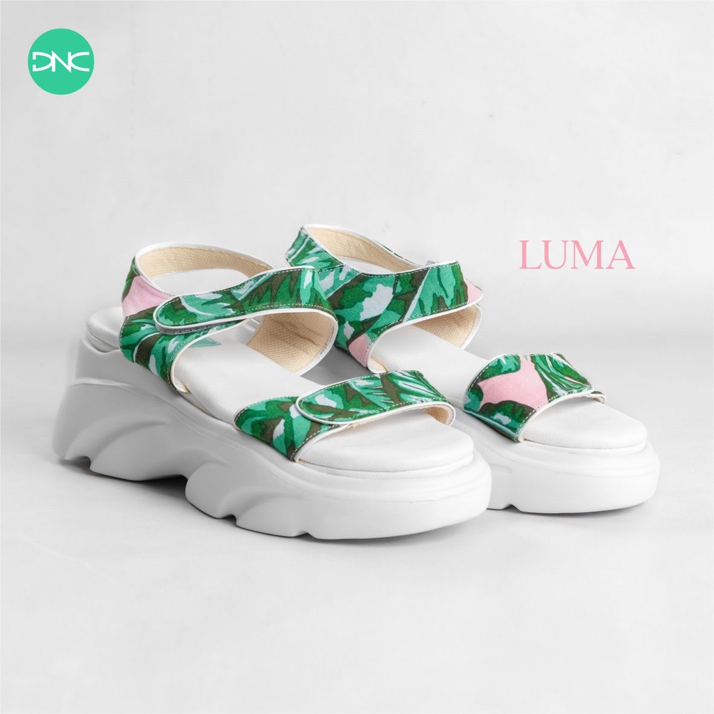 Sepatu fashion wanita murah nyaman original - DNC Luma in White sneaker sendal