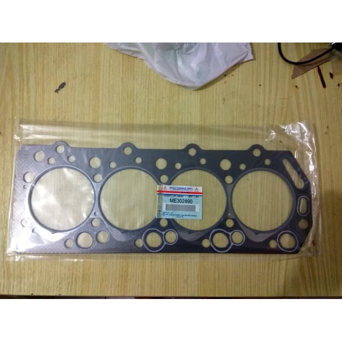 Paking Deksel / gasket Cylinder Head L300 Diesel