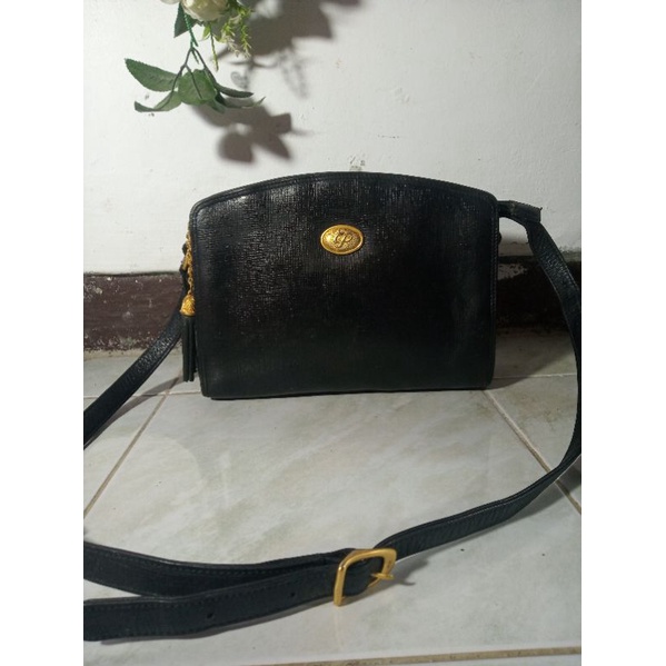 tas vintage tas capacci kulit asli preloved