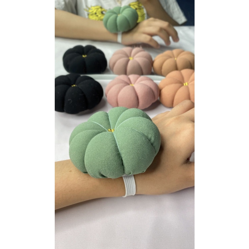 ✨TREEA STORE✨ PINCUSHION JUMBO TEMPAT JARUM PENTUL ADA TALI  Bantalan Jarum Gelang