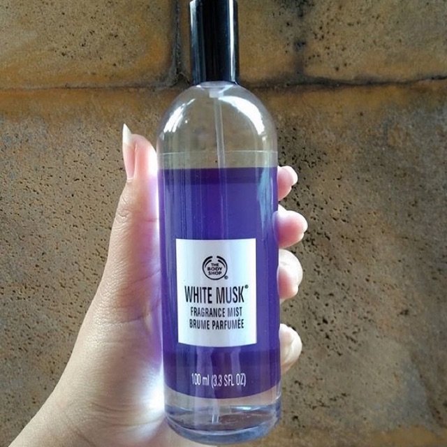 THE BODY SHOP bodymist 100ml reject( white musk ungu)
