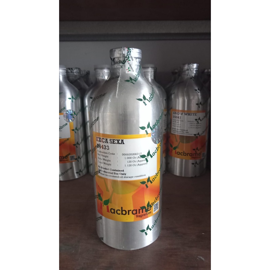 ESCADA SEXY BY MACBRAME SEGEL 1KG ORI