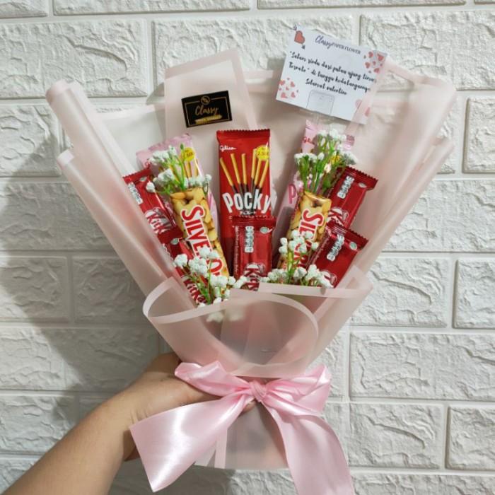 

Jajan Bucket Wisuda Snack Hadiah Kitkat Buket Cadbury Bouquet Coklat S Best Seller