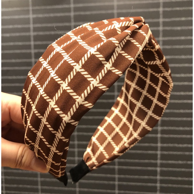 Bando Bandana Korea Wanita / Headband Lebar Kotak Kansas