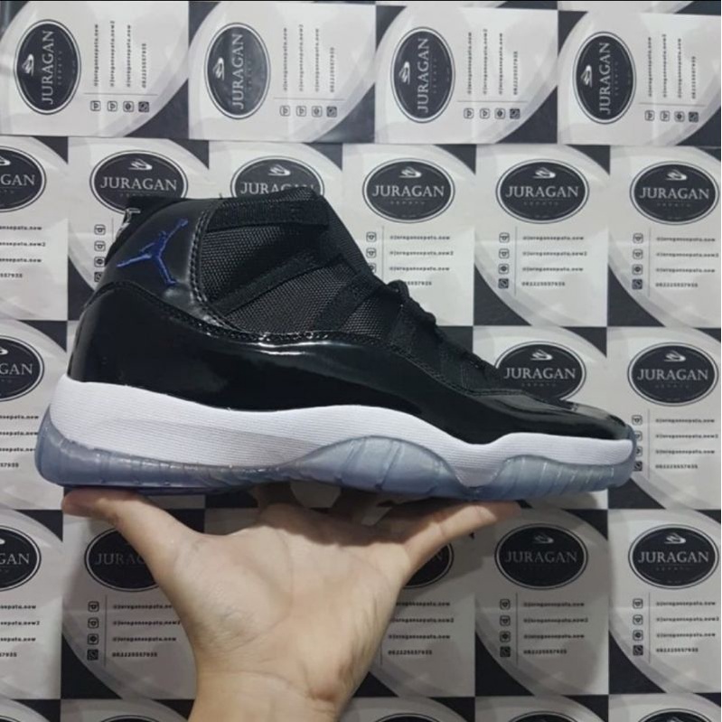 Air Jordan 11 Retro &quot;Space Jam&quot;