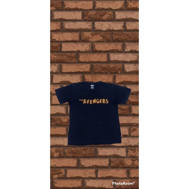 kaos UNIQLO x Marvel x Jason polan