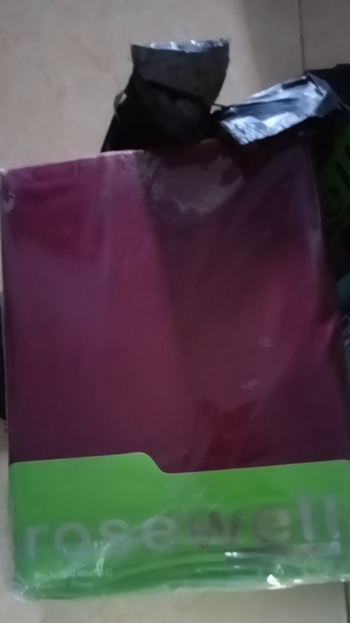 Sprei Rosewell 180 X200 X Tinggi 30/sprei Polos