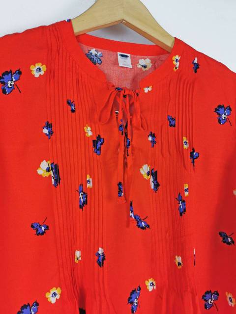 Old navy orange &amp; black poppy flower blouse