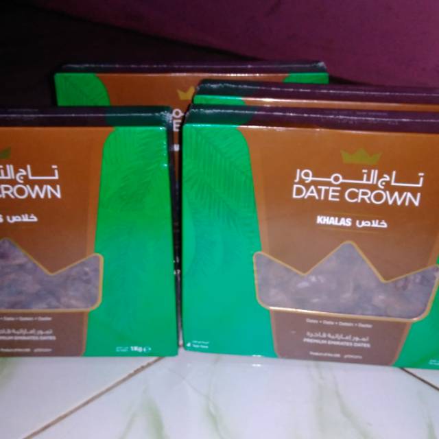 

Kurma date crown