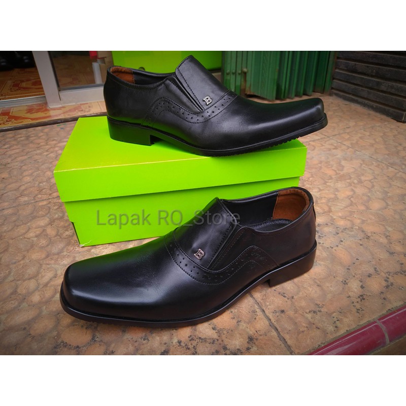 SEPATU PANTOFEL KERJA KANTOR  KULIT ASLI FORMAL BAALY ITALY ORI