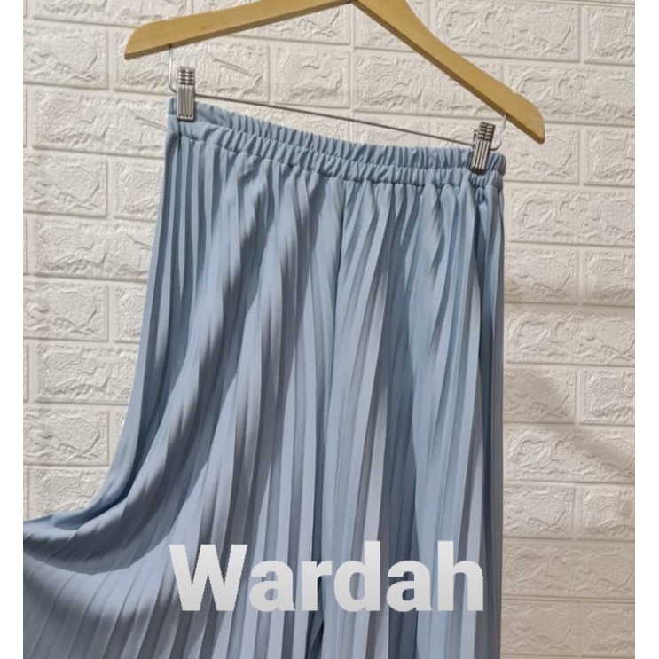 CELANA KULOT PLISKET PREMIUM JUMBO M FIT TO XXL-Wardah