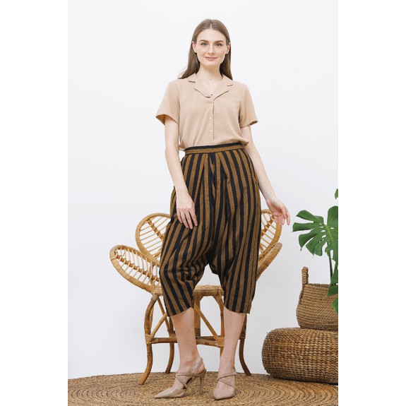 Kawa Lurik P0036 Celana Batik Wanita Modern Nona Rara Kawa Lurik P0036 Celana Batik Wanita Modern Nona Rara