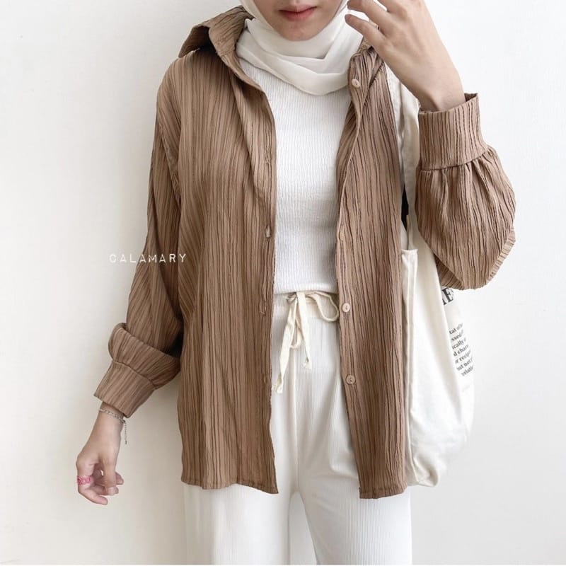 BEFAST - ZEC OOTD Kemeja Oversize YURANO / Avera Lady Crush Kemeja / Kemeja Wanita Keluaran Terbaru / Pakaian Wanita Kerja / kemeja Polos Formal / Fashion Wanita Kekinian Remaja / Kemeja Casual Wanita / Terlaris