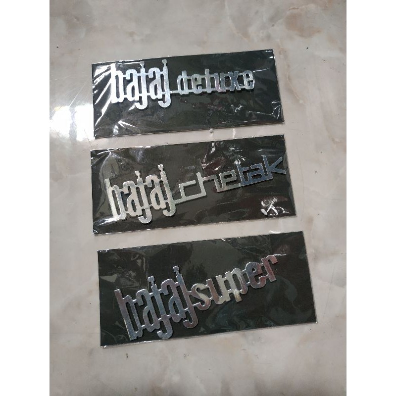 tulisan vespa bajaj super cetak duluxe  emblem vespa bajaj super cetak duluxe