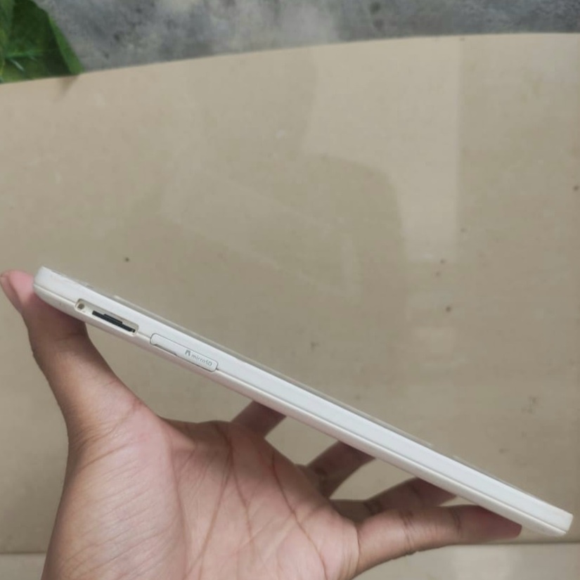 Samsung Galaxy Tab 3 V T116NU Garansi Resmi SEIN-5