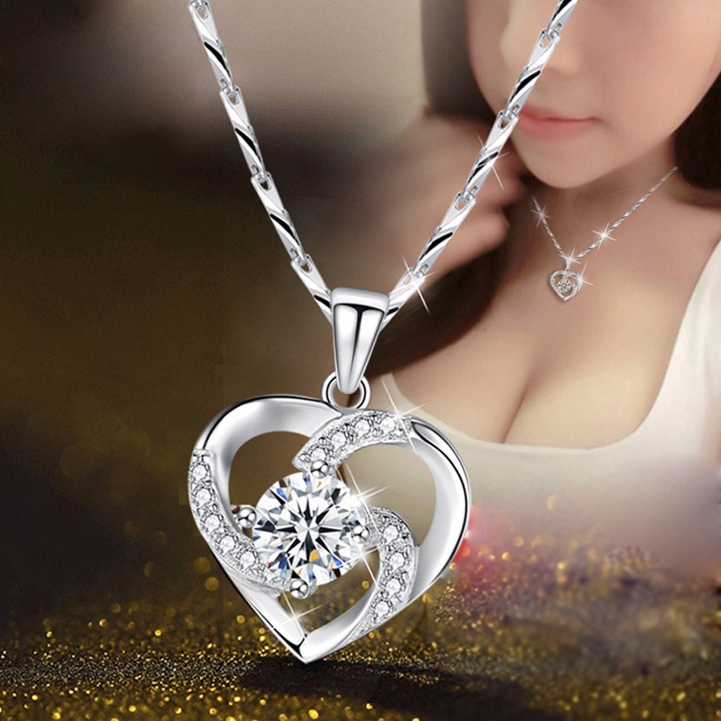 [Ready Stock]Fashion Heart-Shaped Pendant 925 Silver-Plated Diamond Sapphire Necklace