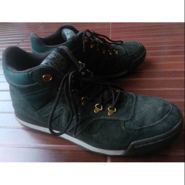 Sepatu New Balance 710 Classic Suede Hiker Size 45 Sepatu Gunung Sepatu Outdoor