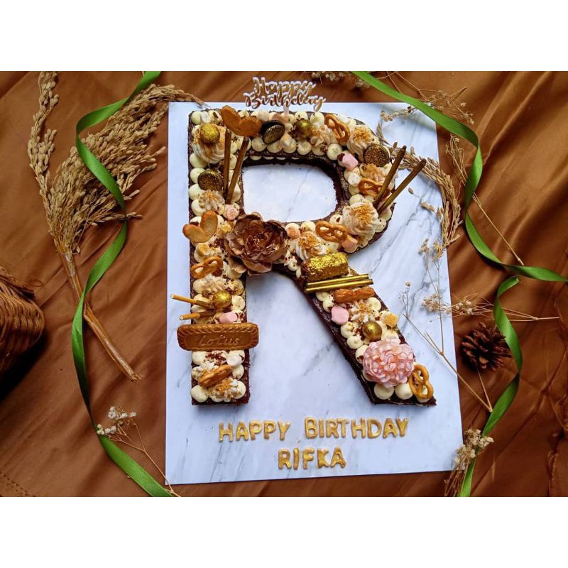 

Brownies Letter Cake Large