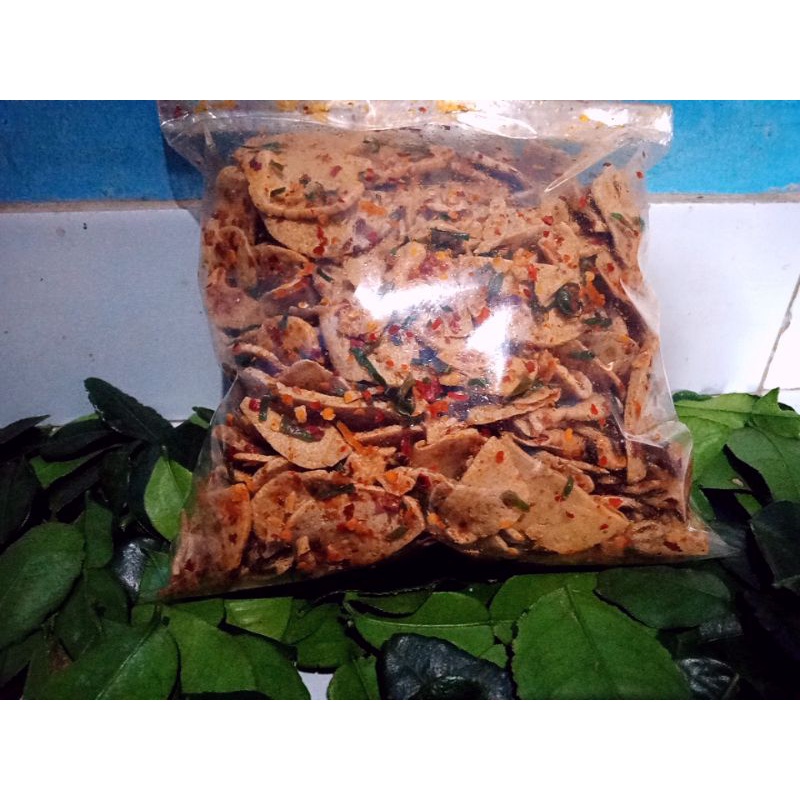 

Basreng keripik pedas daun jeruk 500gram | Basreng keripik Original | Basreng kripik pedas, asin daun jeruk