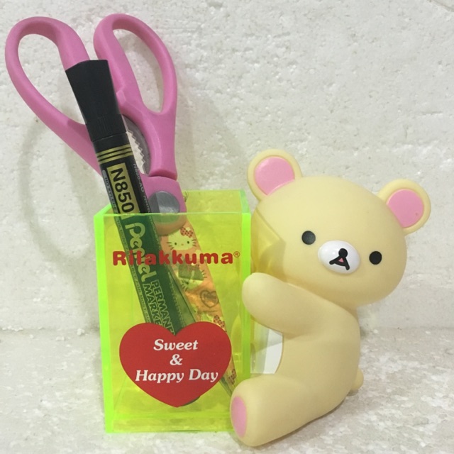 

Tempat pulpen rilakuma