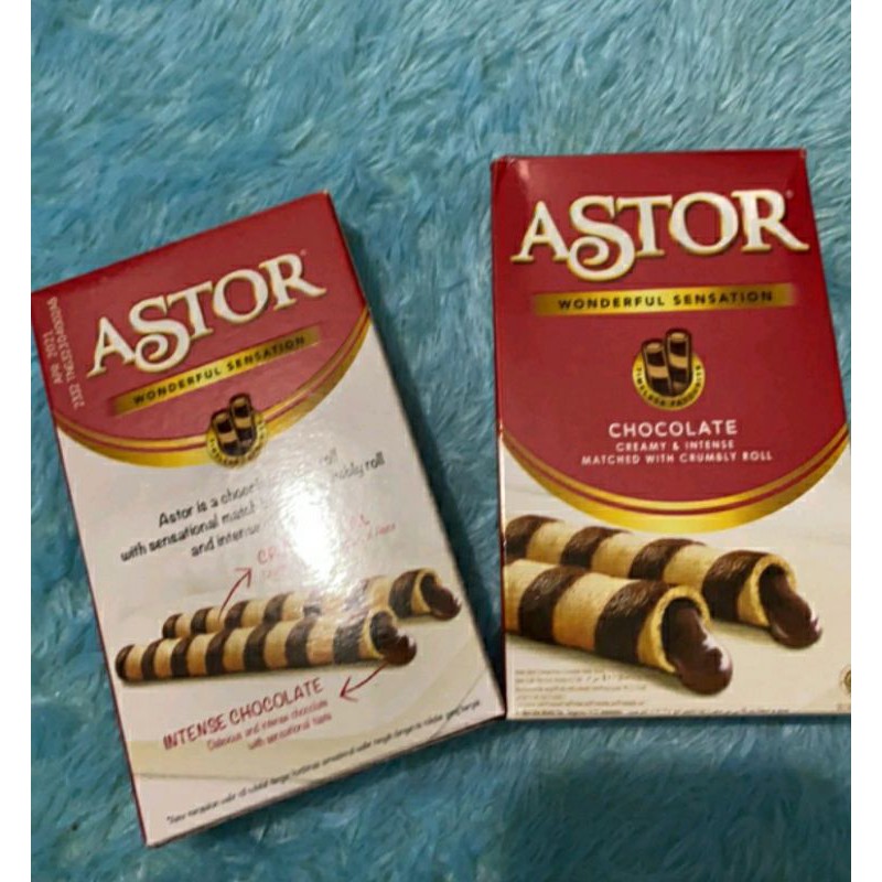 

Astor Chocolate Wafer Roll Renyah Kemasan Box Mini Rasa Coklat