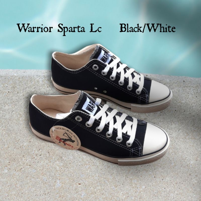 Sepatu sekolah warrior sparta Lc /sepatu casual hitam-putih pendek
