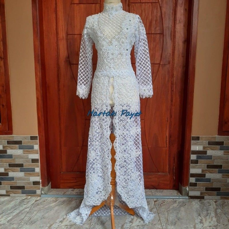 kebaya akad putih , kebaya akad ,gaun akad
