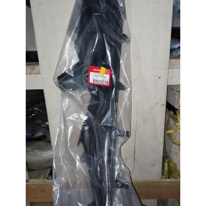 Sambunga Body Cover Step Belakang Cover L Body SD Vario Techno Lama Karbu Ori  AHM 83620-KVB-N50